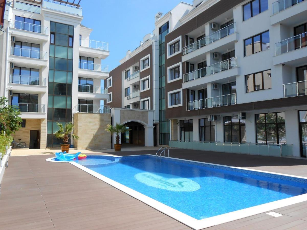 Sea View Apartment Free Parking Приморско Екстериор снимка