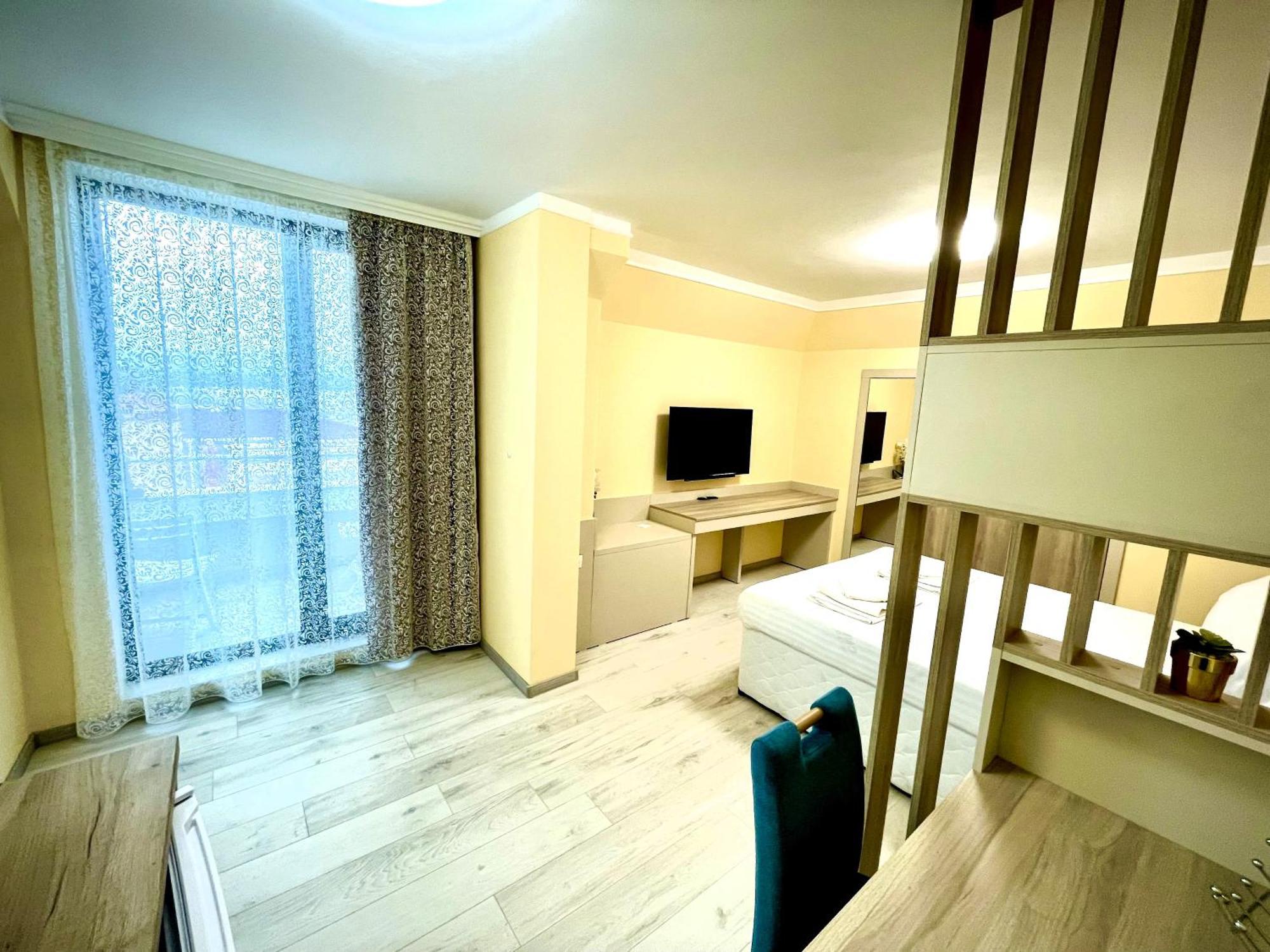 Sea View Apartment Free Parking Приморско Екстериор снимка