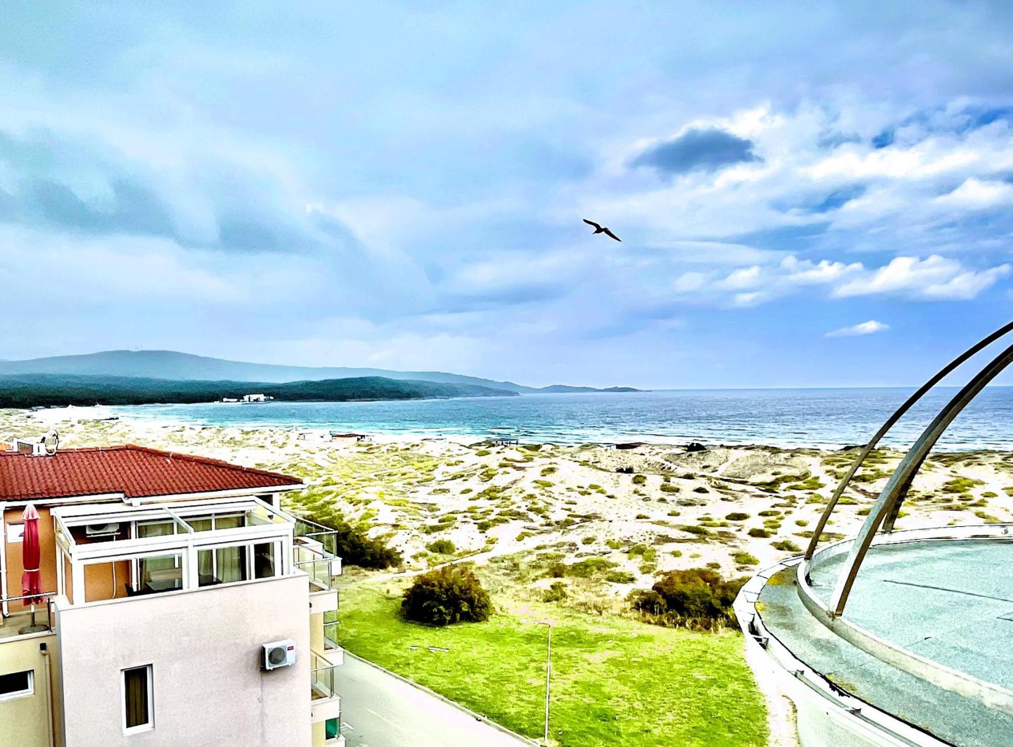 Sea View Apartment Free Parking Приморско Екстериор снимка